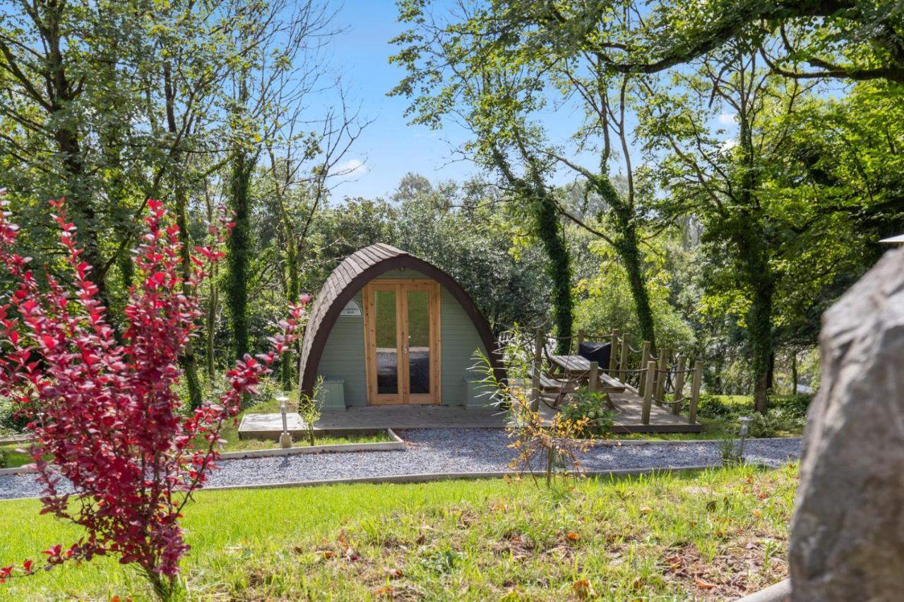 Pods At Broadway Villa Laugharne Exterior foto